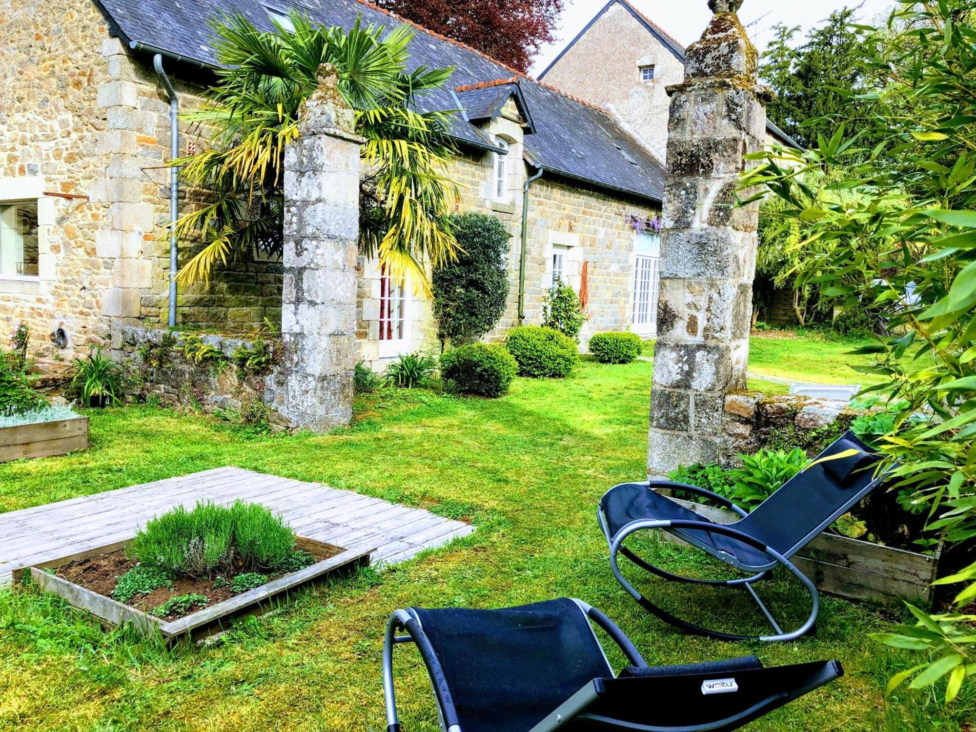 Les Gites De Roz-Maria Quintin Exteriér fotografie